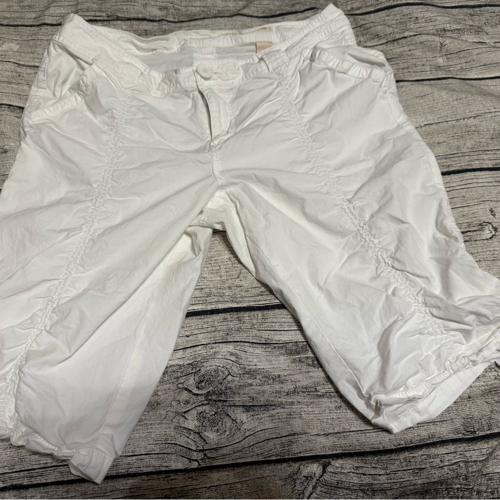 DKNY Cropped bermudas + short pants, super comfortable!